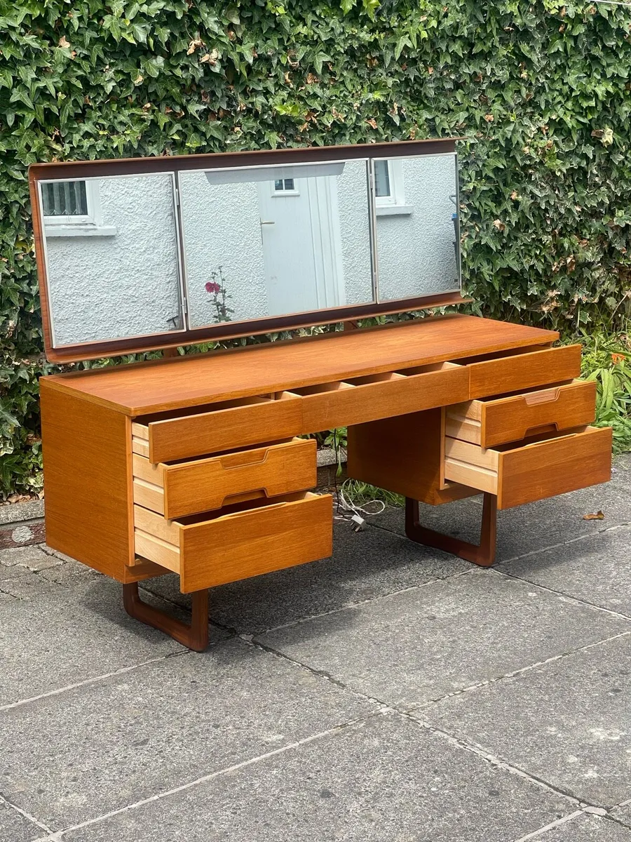 Mid century dressing table and stool - Image 3