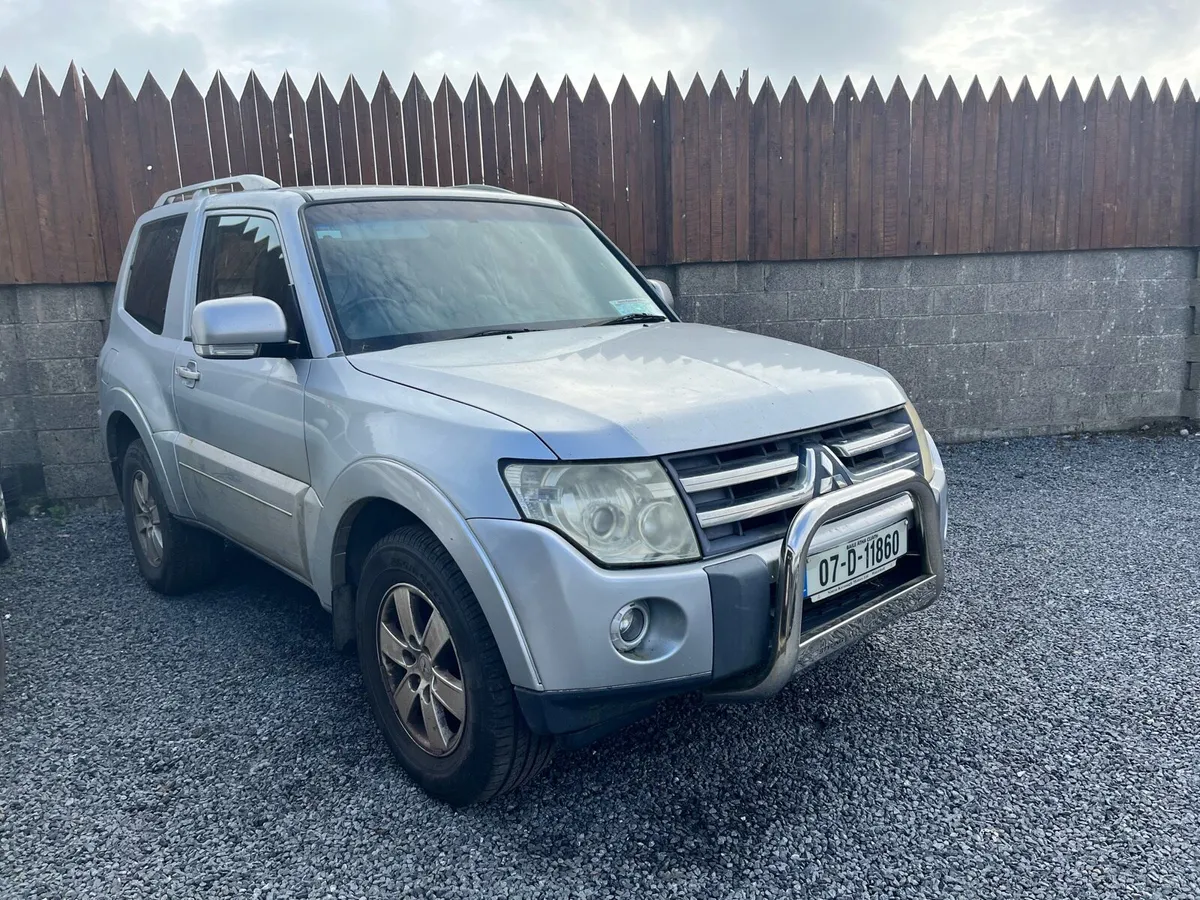 Mitsubishi pajero - Image 1