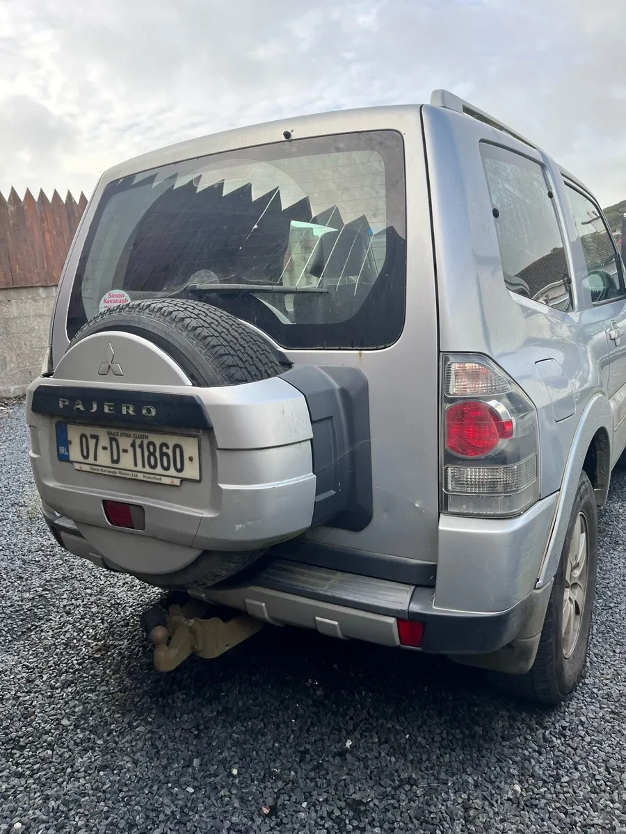 Mitsubishi pajero - Image 3