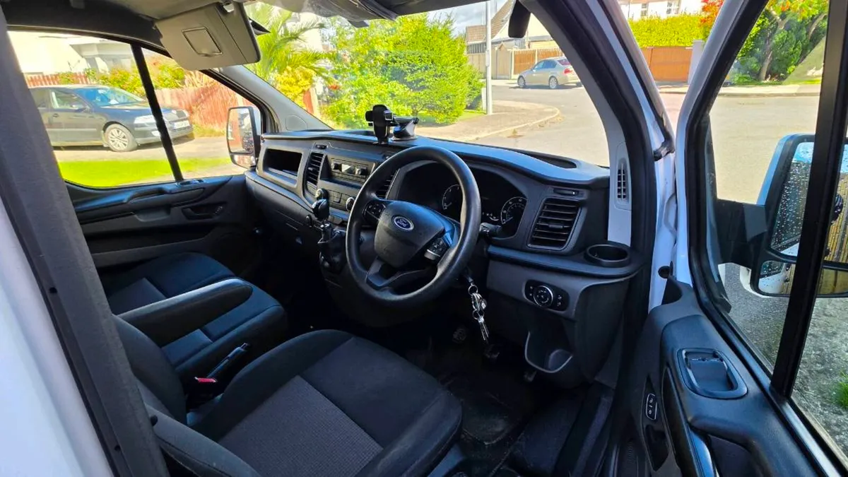Ford Transit Custom - Image 3