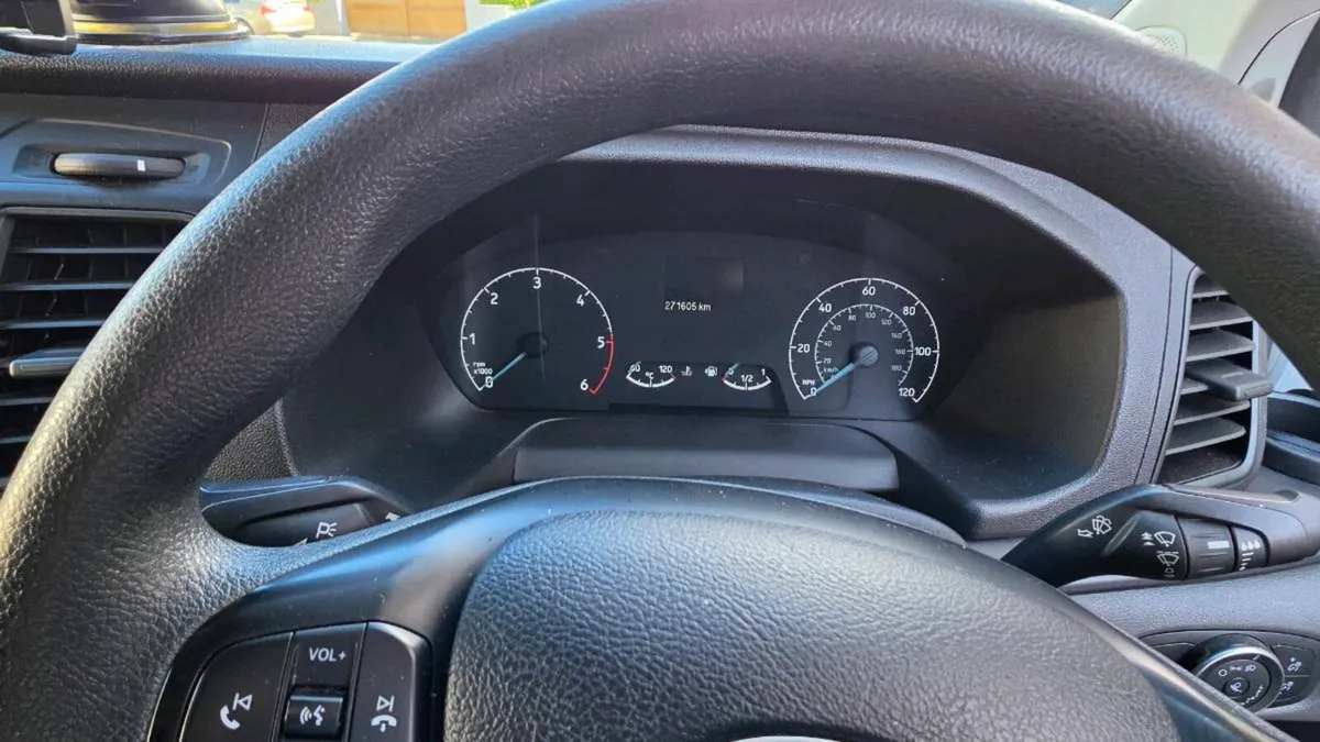 Ford Transit Custom - Image 4