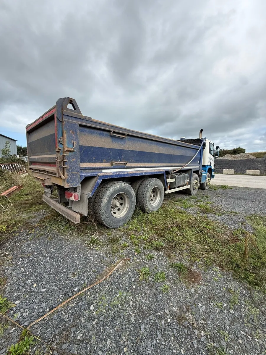 Scania P410 Tipper - Image 4