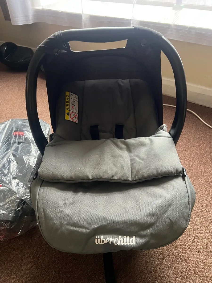 Baby car seat , newborn - Image 1