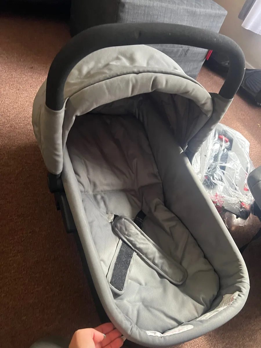 Baby car seat , newborn - Image 3