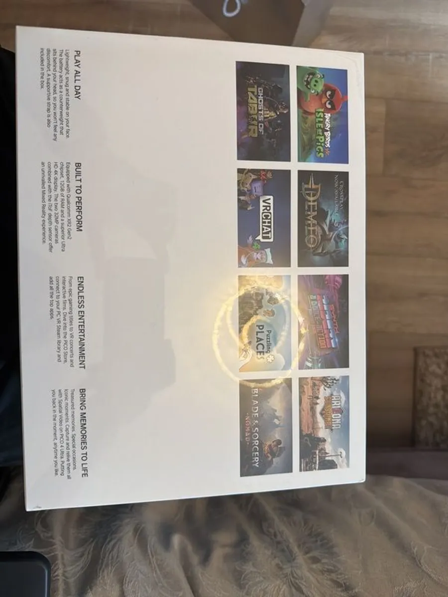 VR Headset - Image 3