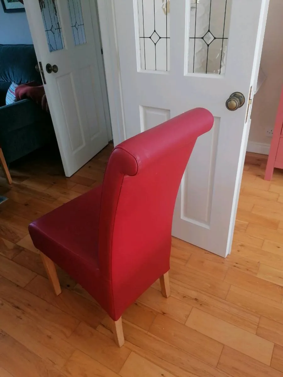Dining chairs - Image 1