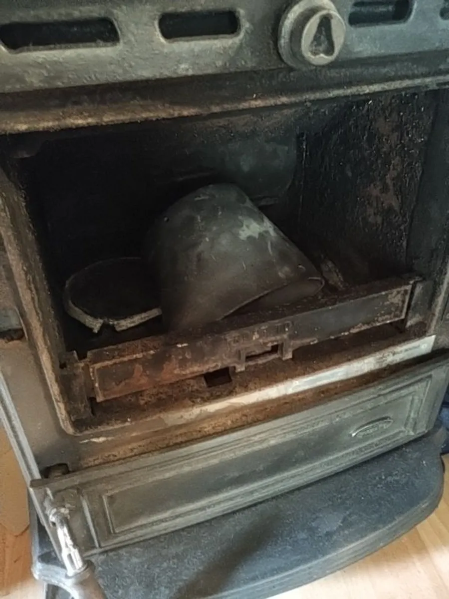 stove with back biler - Image 3