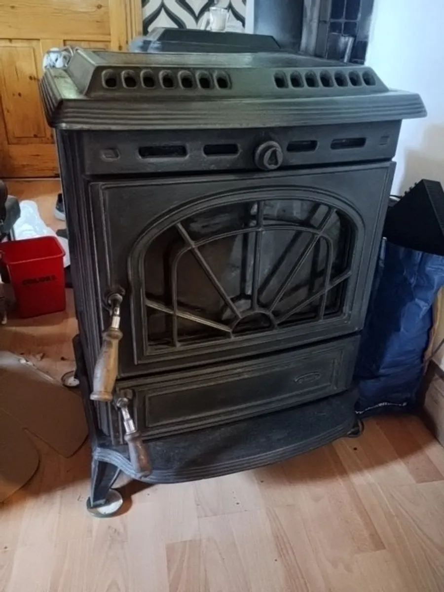 stove with back biler - Image 1