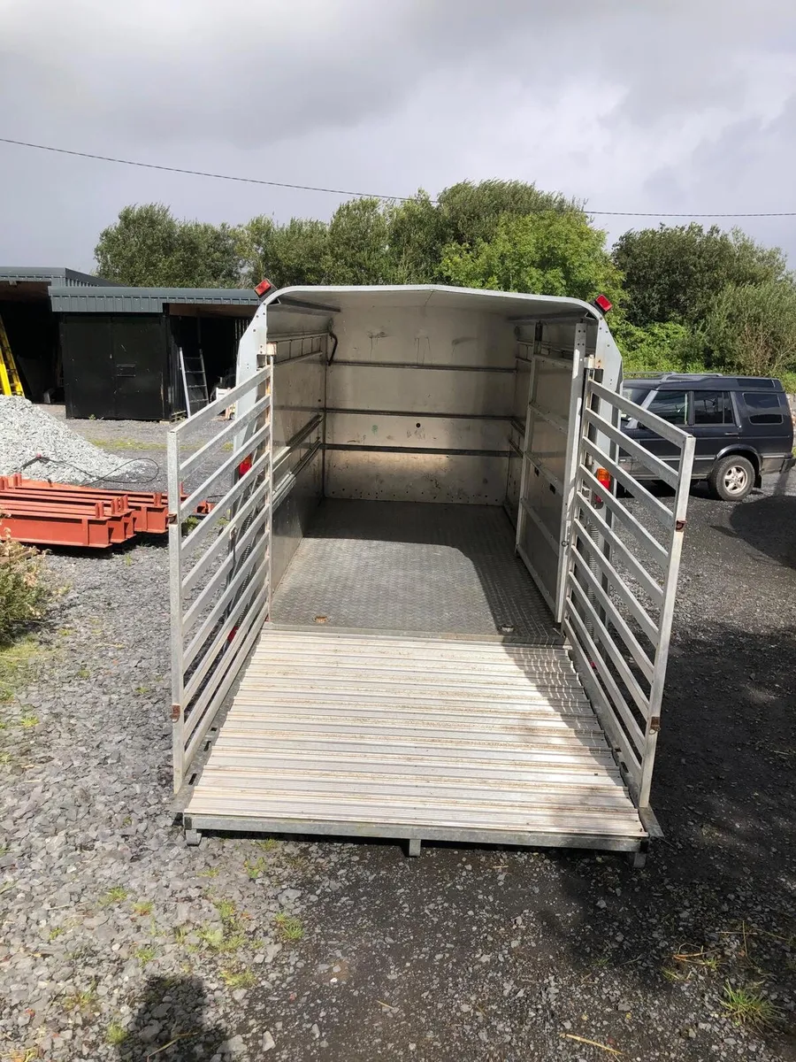 Ifor Williams 12ft cattle trailer - Image 3