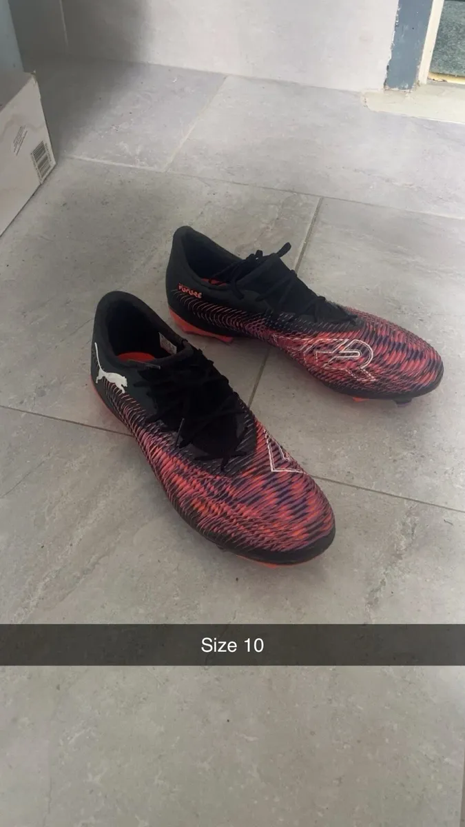 Football boots - Image 4