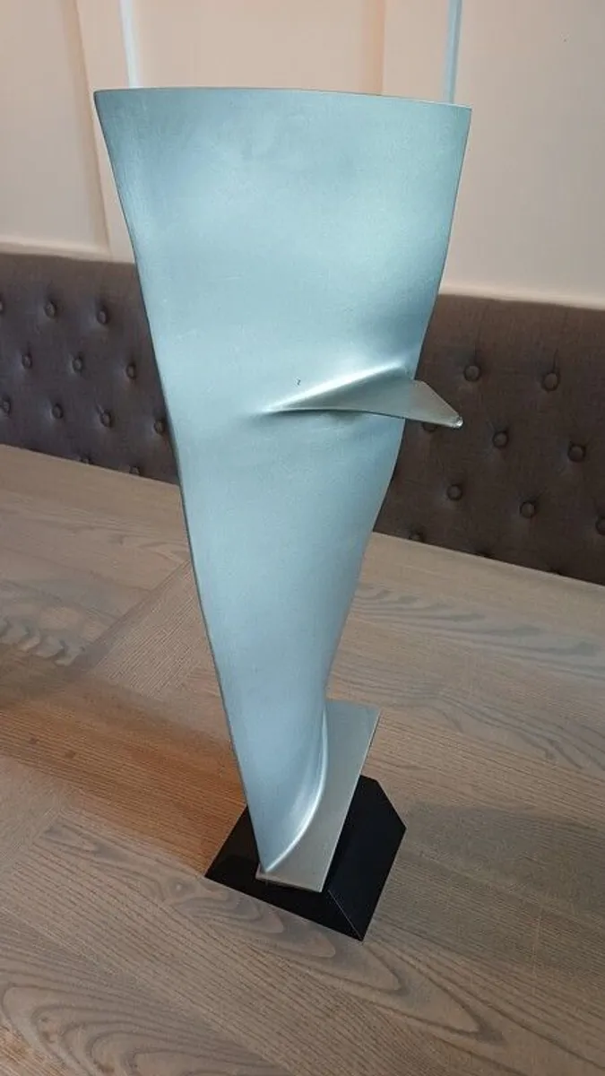Large Mounted Boeing 737 CFM 56-3 Titanium Jet Engine Blade, Aircraft, Aviation - Image 2
