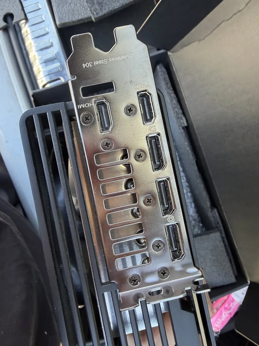ASUS ROG STRIX RTX 4080 16GB GDDR6X – HIGH END GPU - Image 3