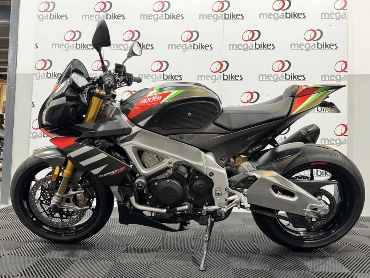 Aprilia Tuono V4 Factory 2020 - Image 2