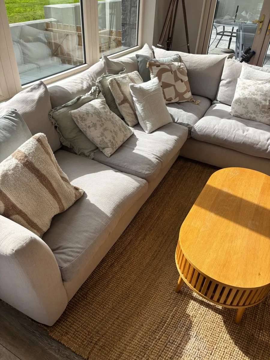 Sofa - Image 4