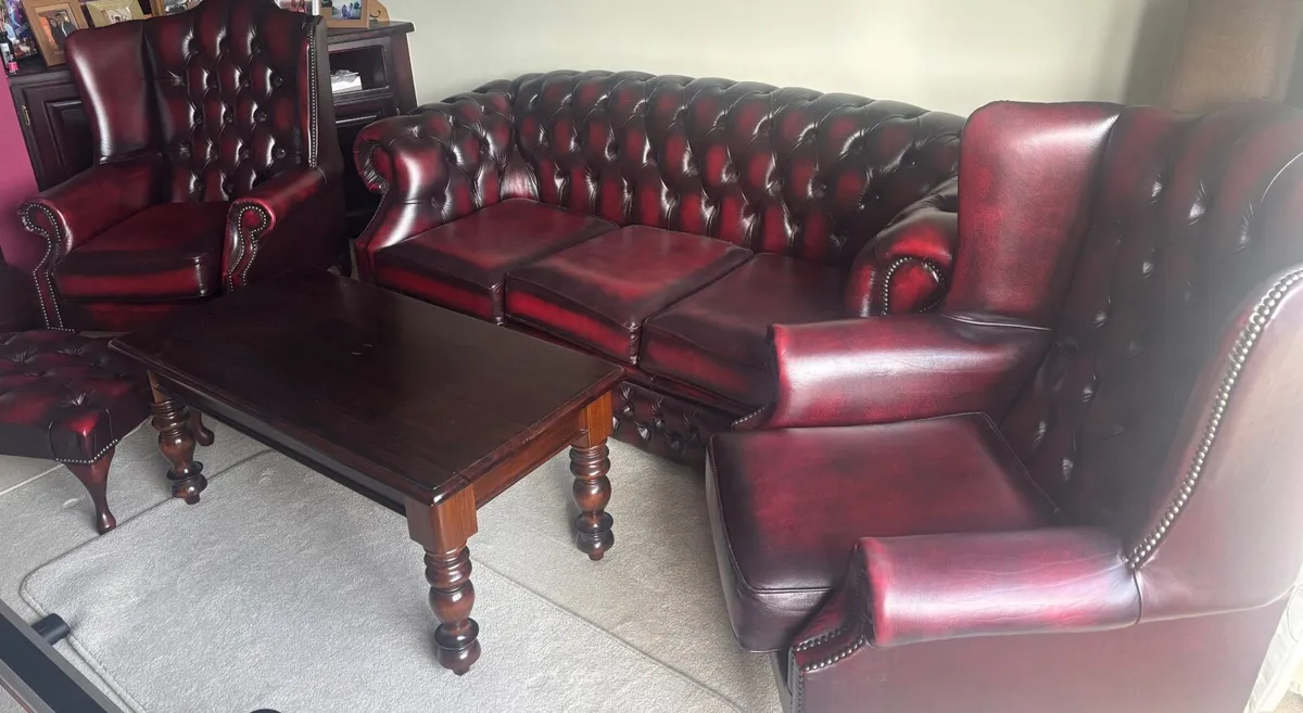 Chesterfield Suite 3+1+1+Footstool & Table - Image 1