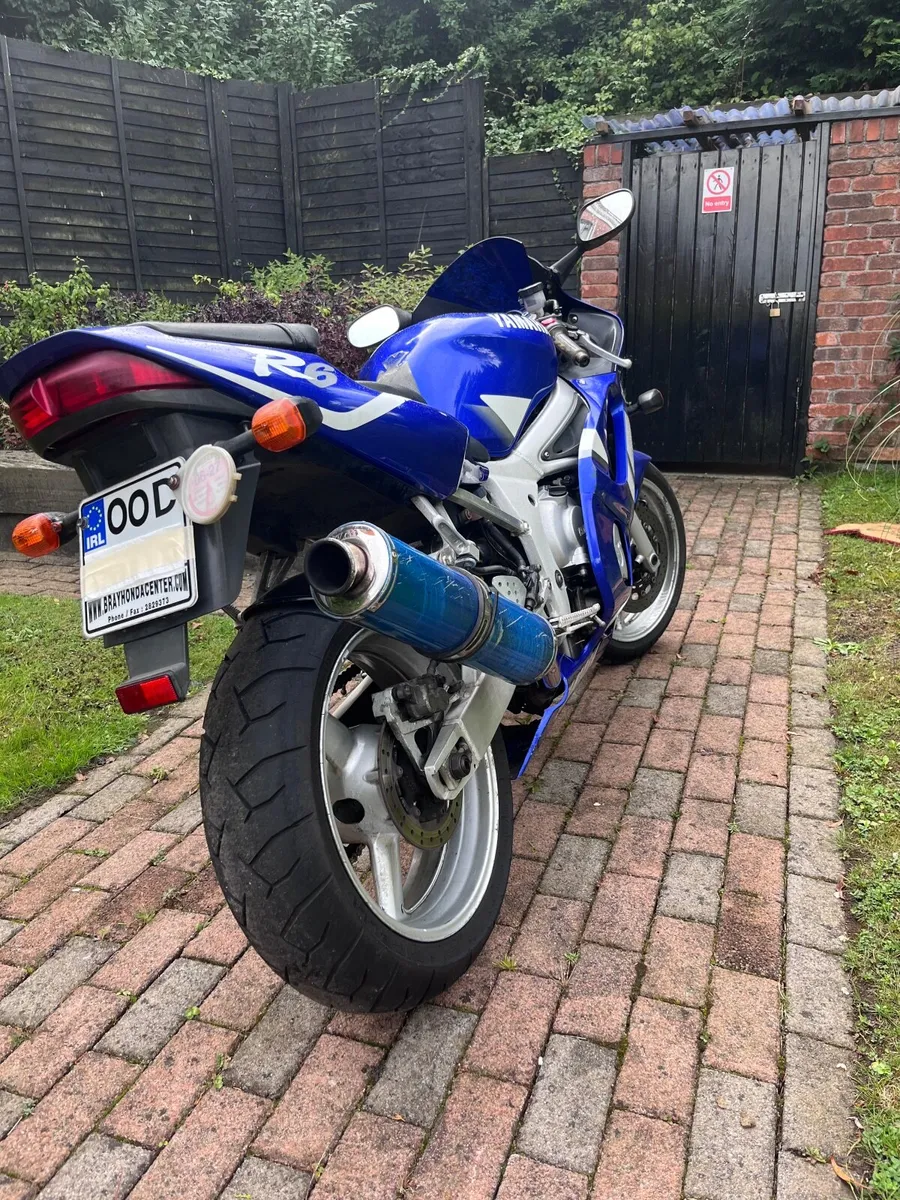 YAMAHA R6 2000 For Sale - Image 2