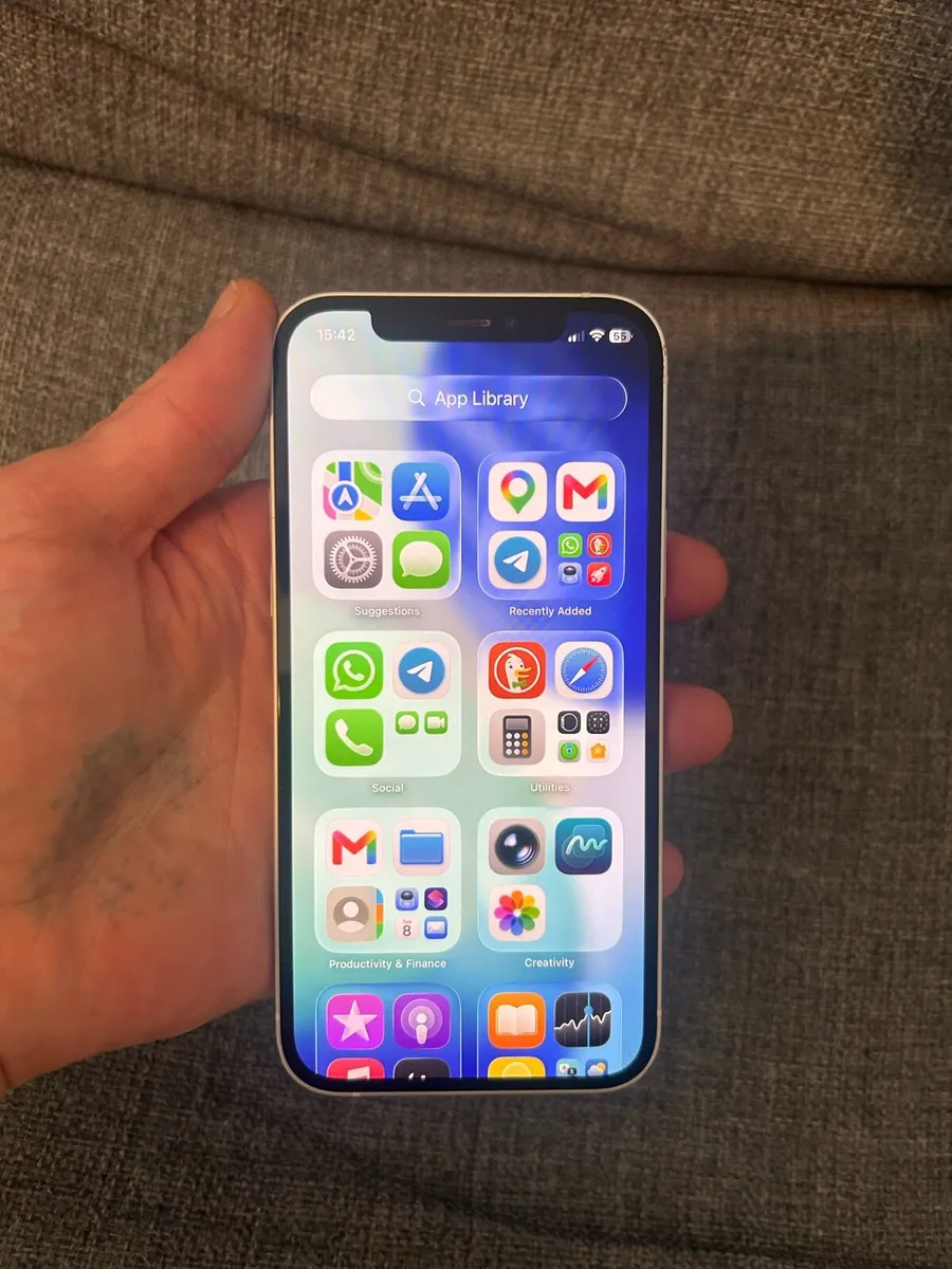 iPhone 12, 64gb, unlocked, 100% new battery! - Image 2