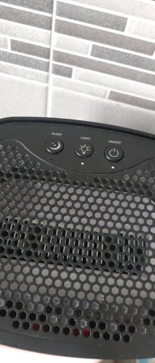 Small portable dehumidifier - Image 3