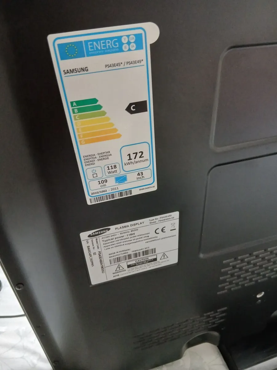42 inch Samsumg TV. - Image 2