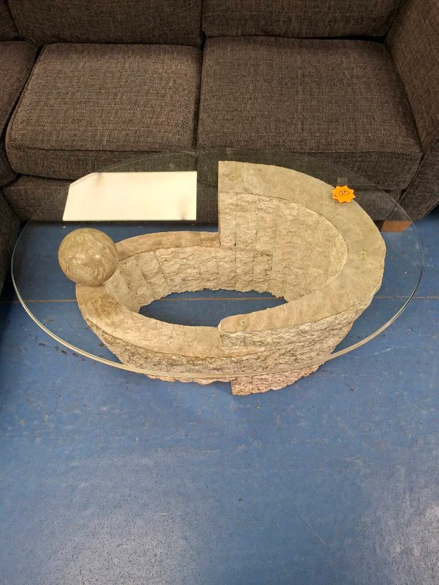 STONE EFFECT COFFEE TABLE WITH GLASS TOP - Image 1