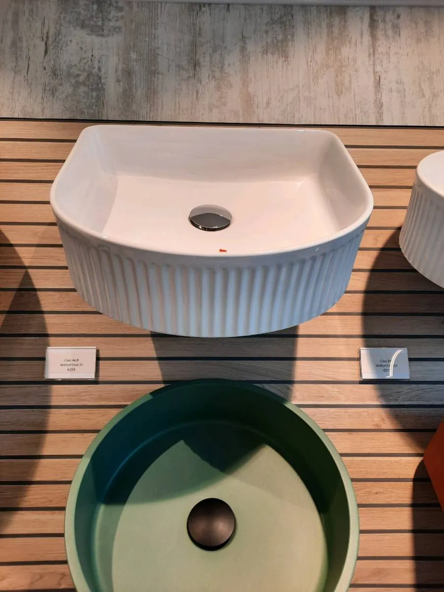Arch Fluted Ceramic Vessel Basin - Image 2