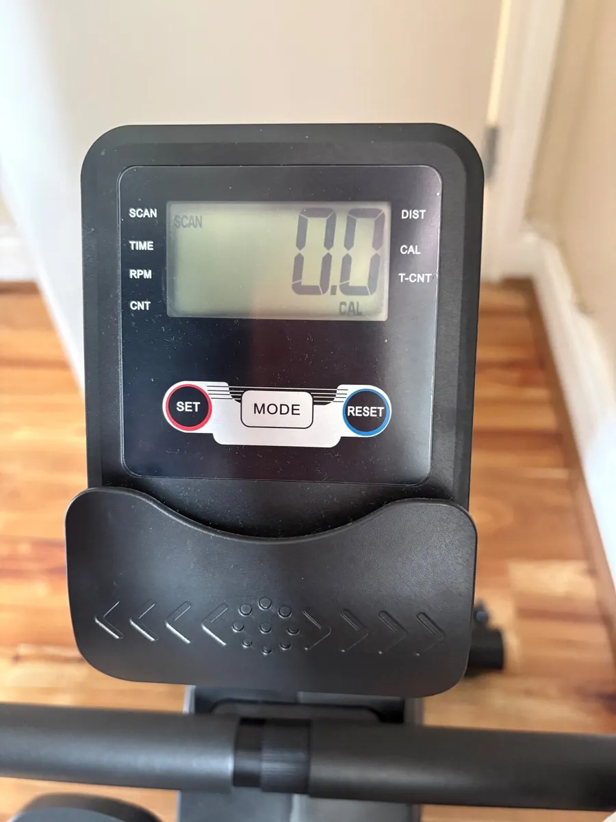 Rowing machine - Image 2