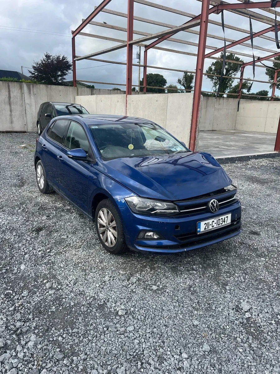 211 vw polo automatic - Image 1