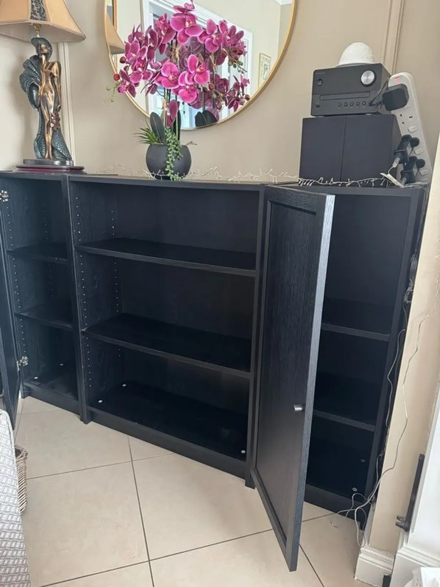 bookcase with storage - Image 1