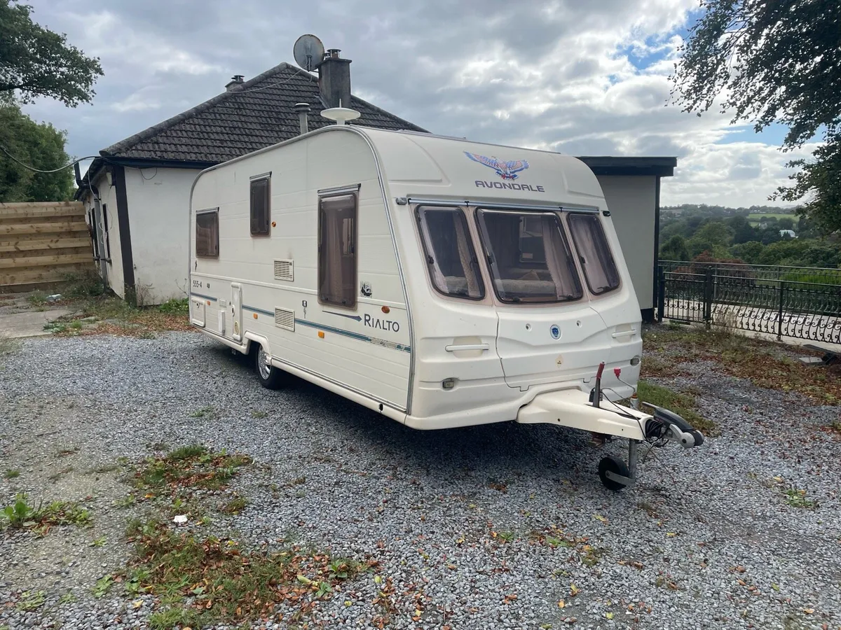 Fixed bed 4 berth caravan - Image 1