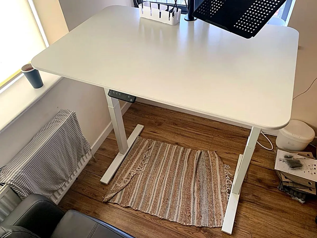 Electric Standing Desk - up to 120cm - Image 3