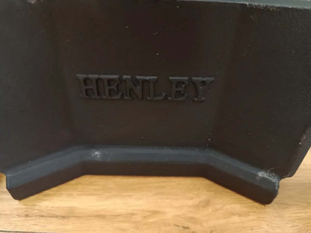 Henley Stove steel plates - Image 1