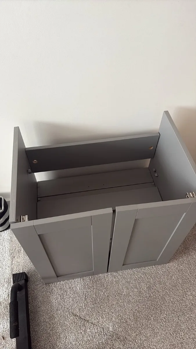 Bathroom cabinet - Image 4