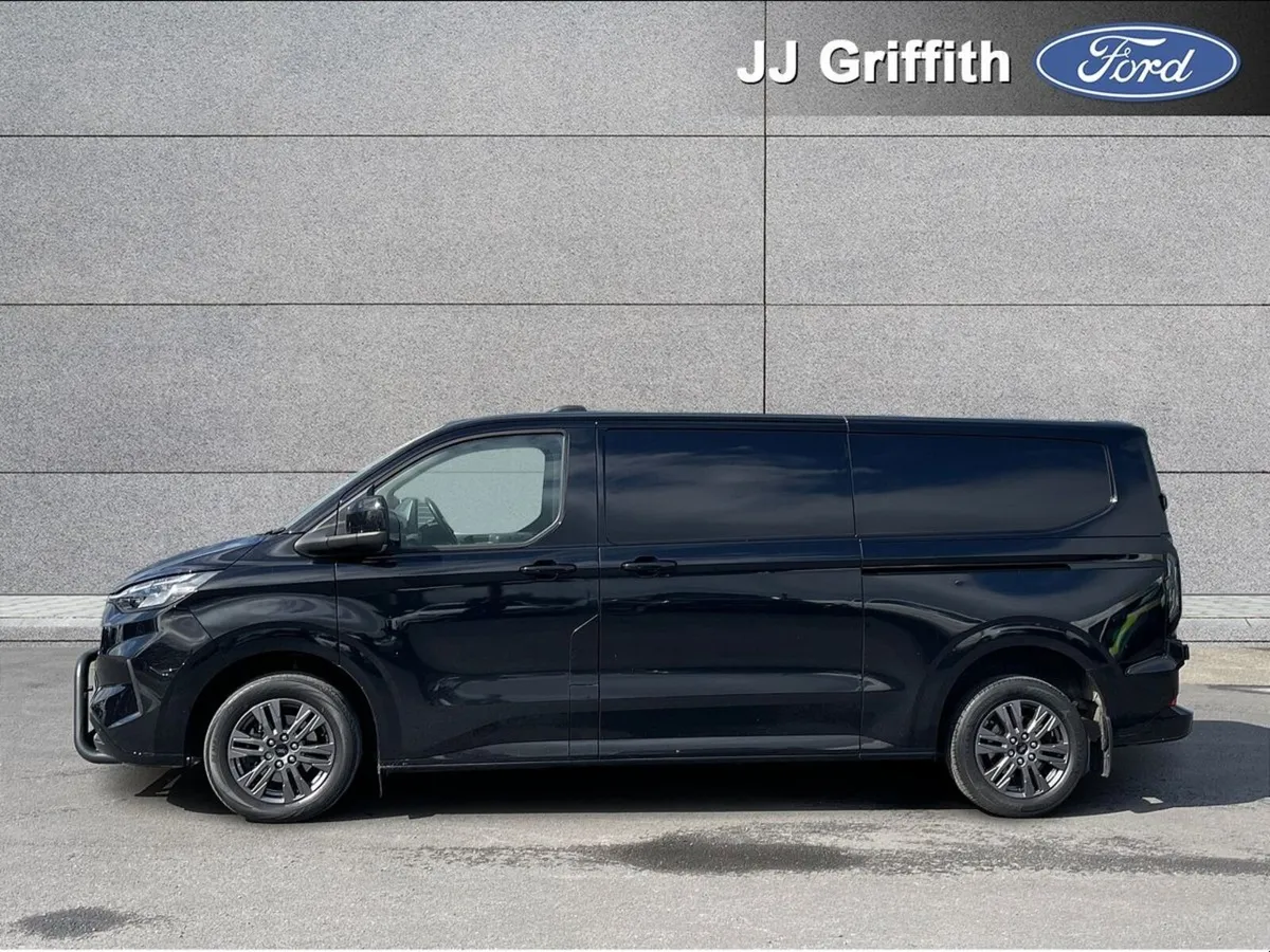 Ford Transit Custom TRANSIT CUSTOM 300 L LIMT 2.0 - Image 4