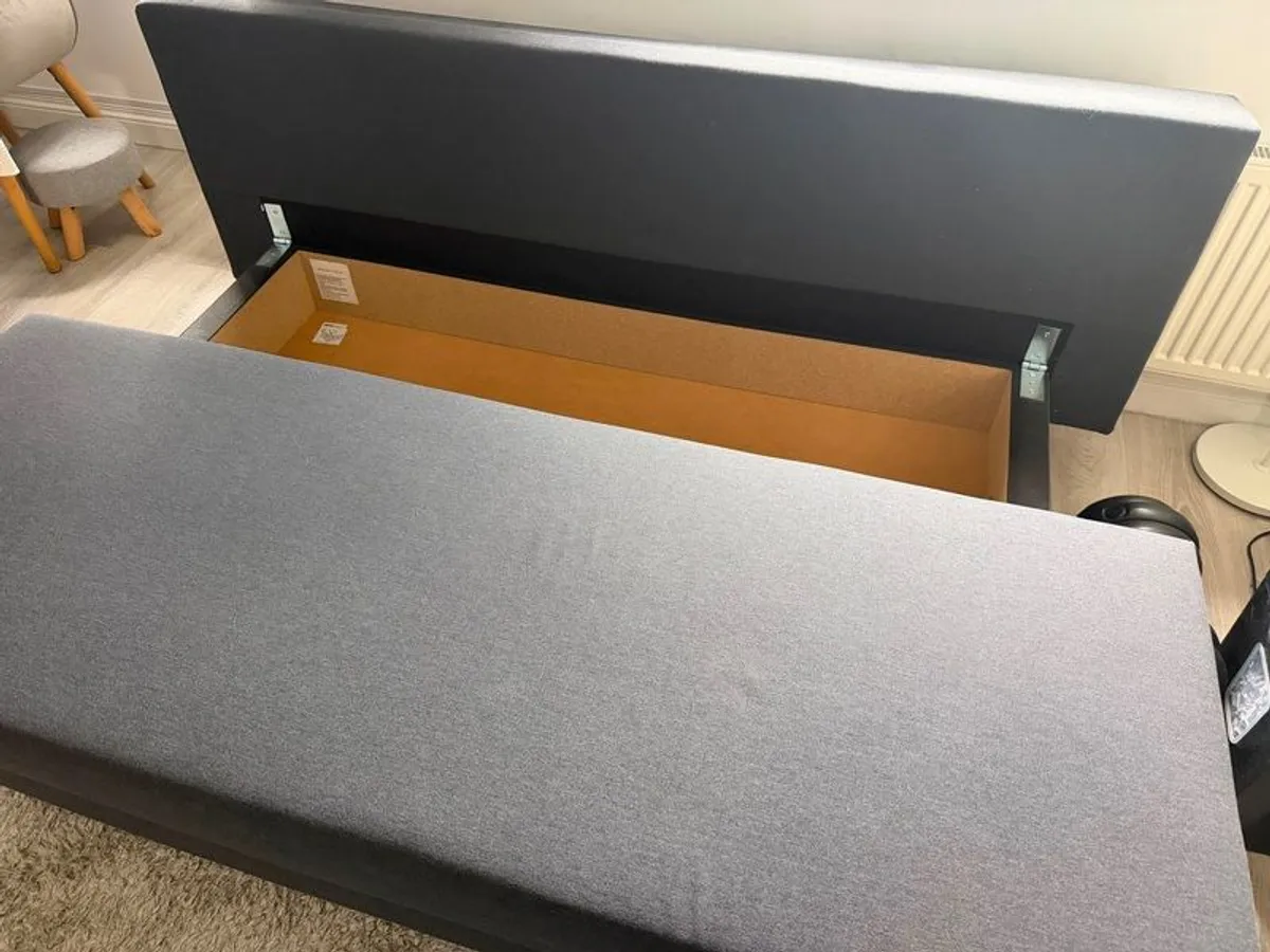 3-Seat SofaBed - Image 3
