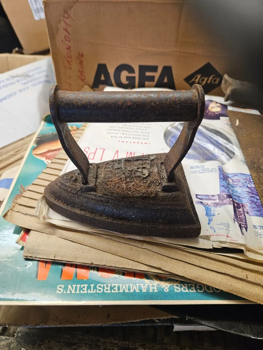 Vintage Iron Cast Iron - Image 3