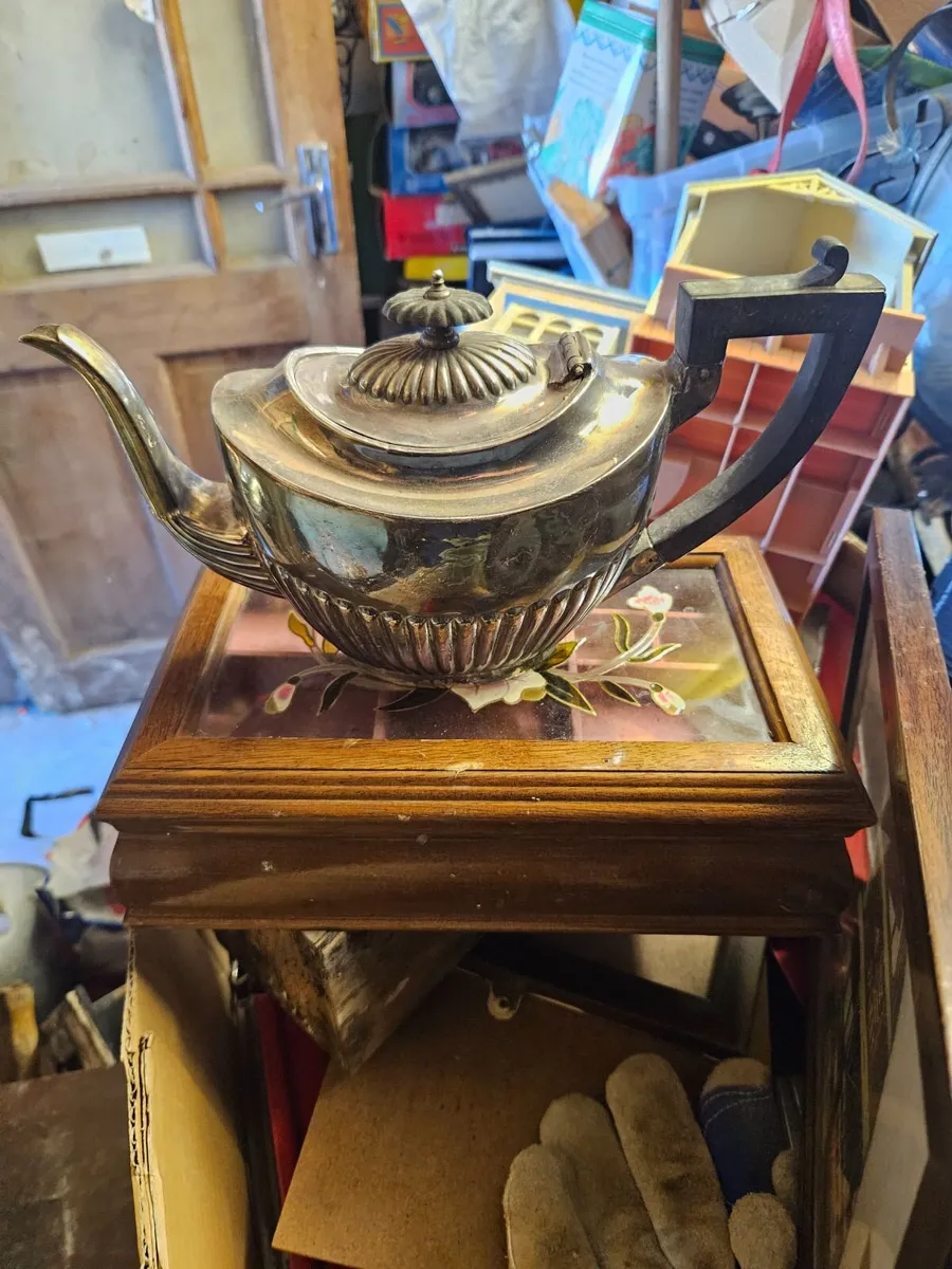 Vintage EPNS Tea Pot - Image 1