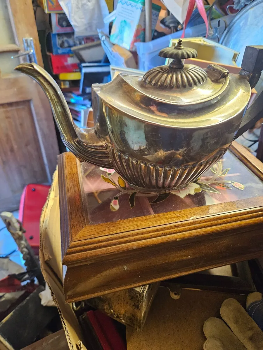 Vintage EPNS Tea Pot - Image 2