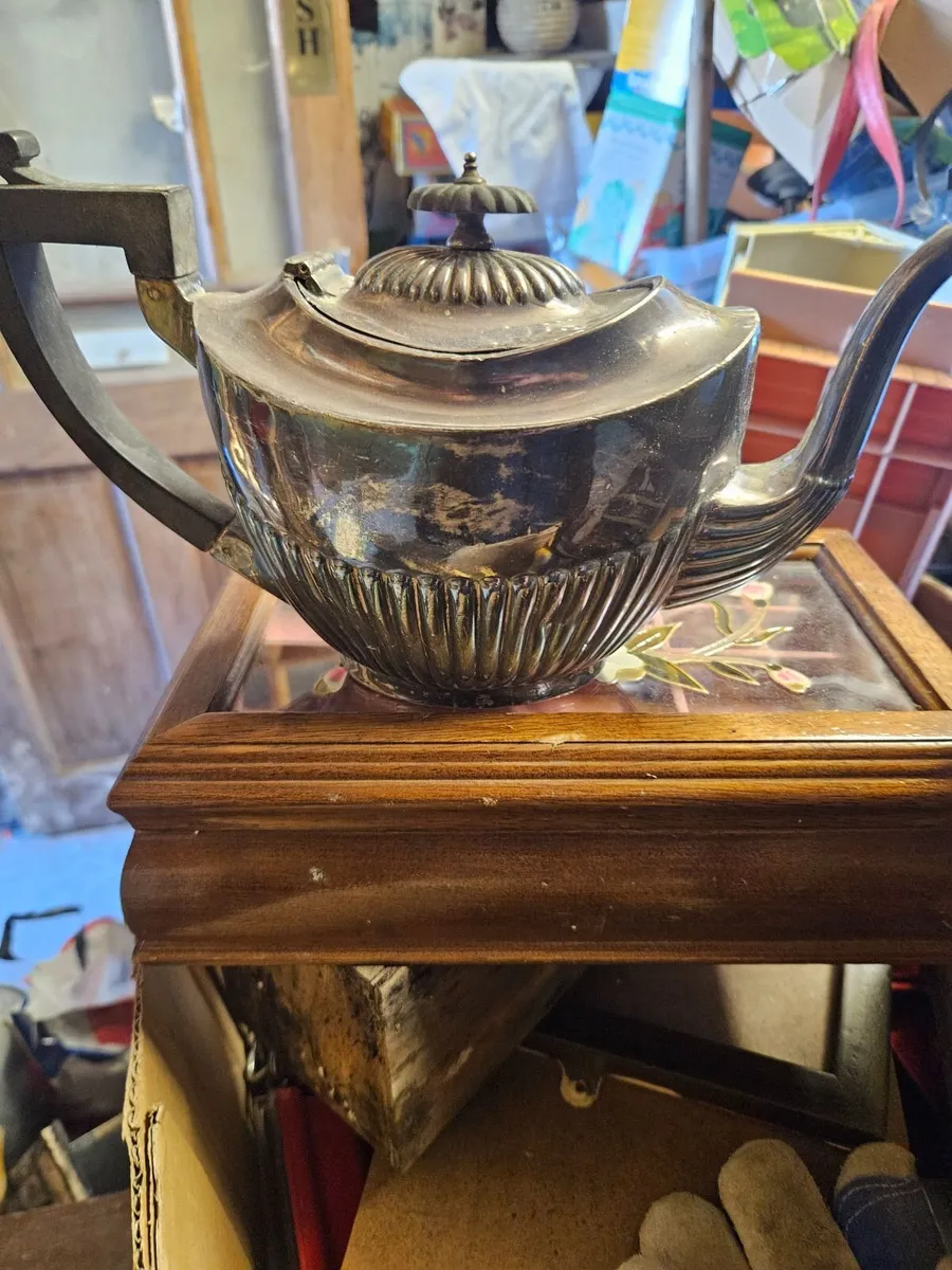 Vintage EPNS Tea Pot - Image 3