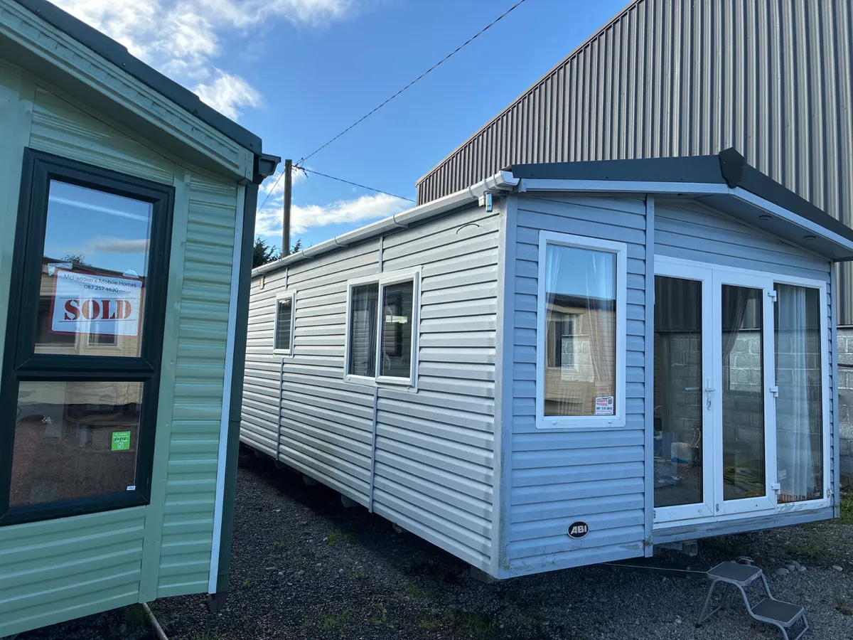 LOOK AT THIS ABI BEACHCOMBER 3BED 40X12 - Image 2