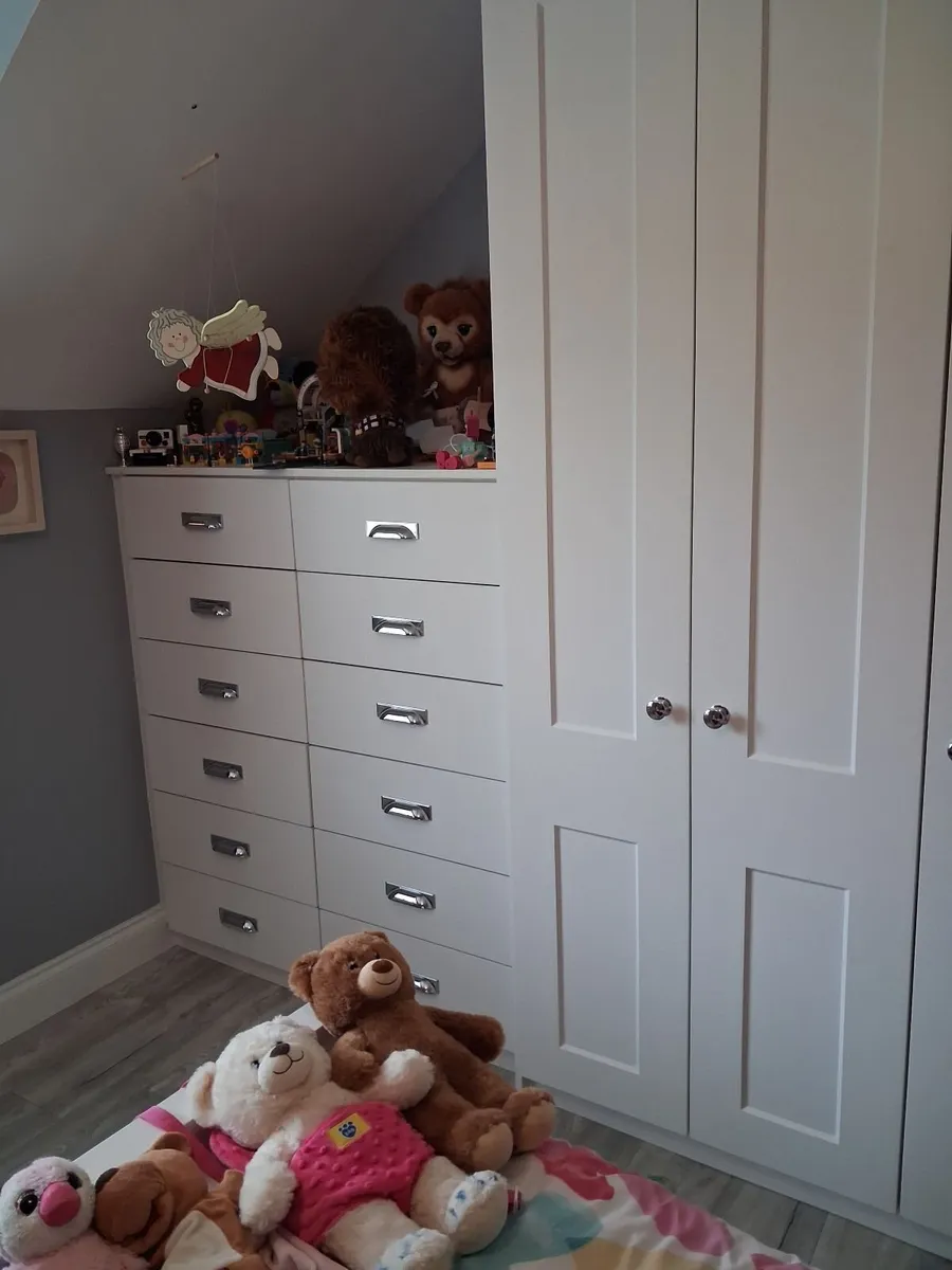 Wardrobes - Image 2