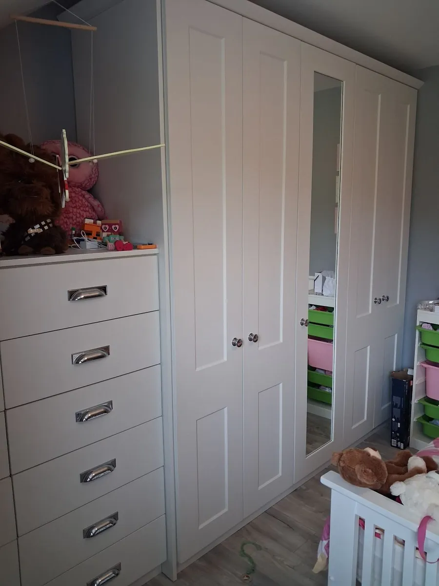 Wardrobes - Image 4