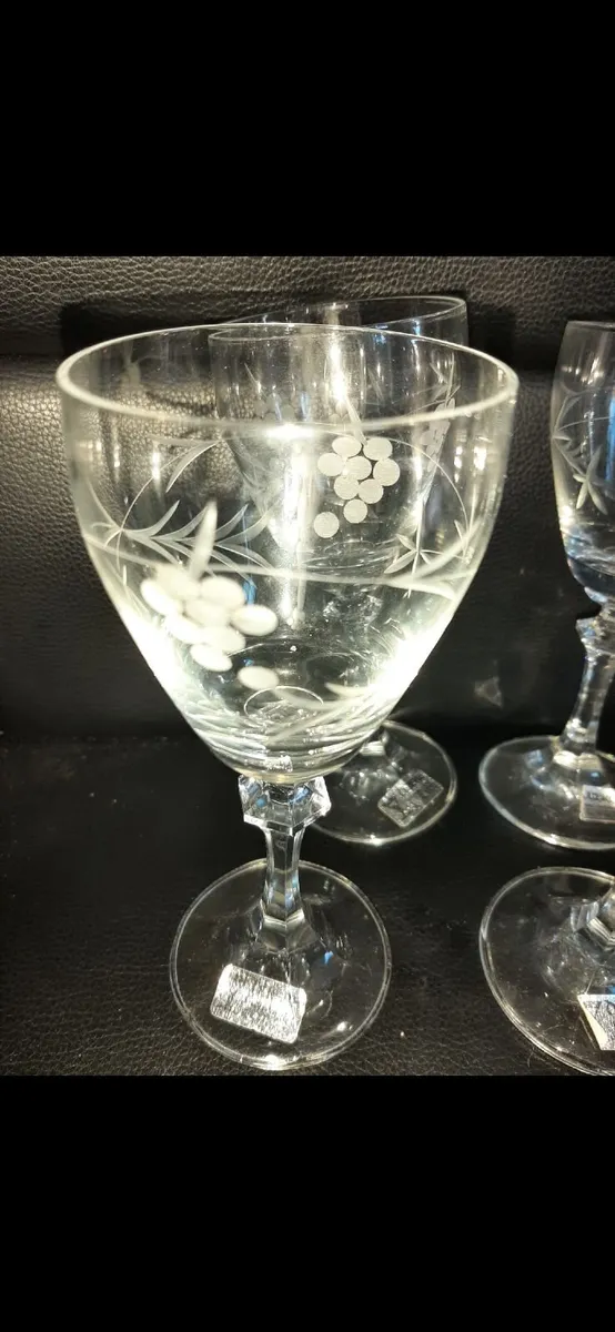 Duiske hand-cut crystal glasses x 6 - Image 2