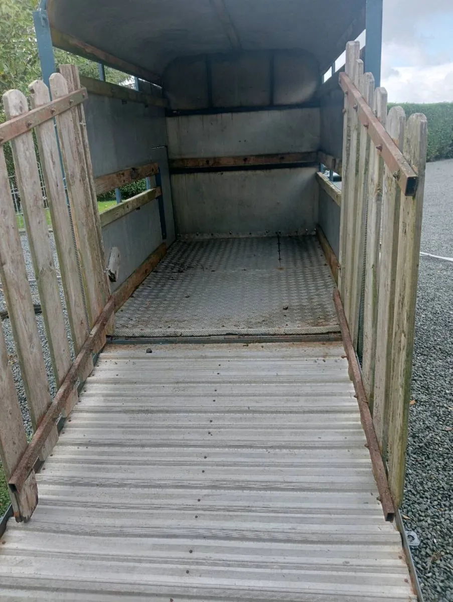 CATTLE TRAILER - Image 2