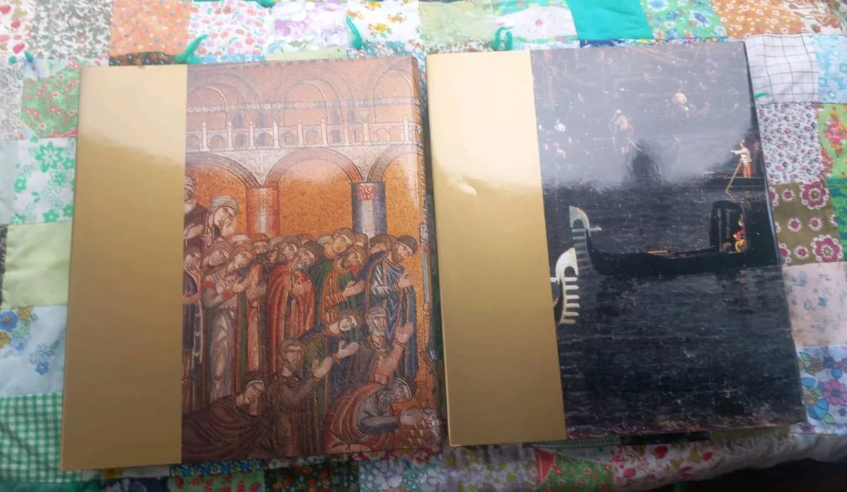 Large heavy 2 vol hardbacks on Venice. D18 - Image 3