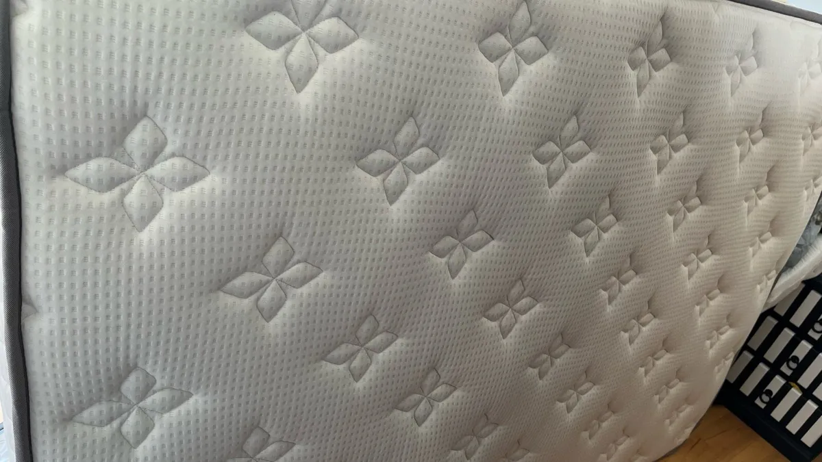 Double Mattress - Image 2
