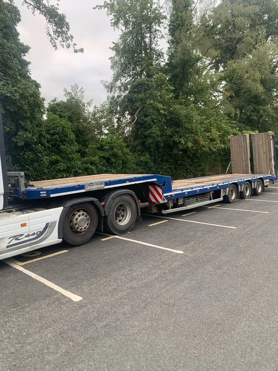 Low loader - Image 2