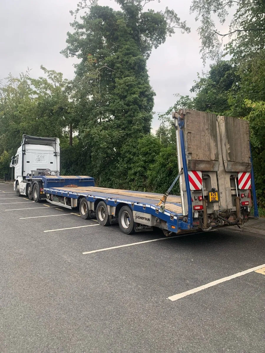 Low loader - Image 3