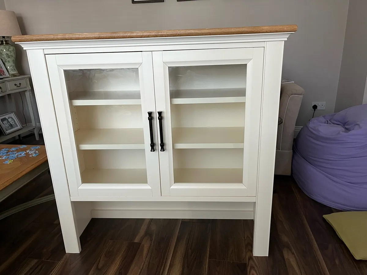 Dresser top - Image 1