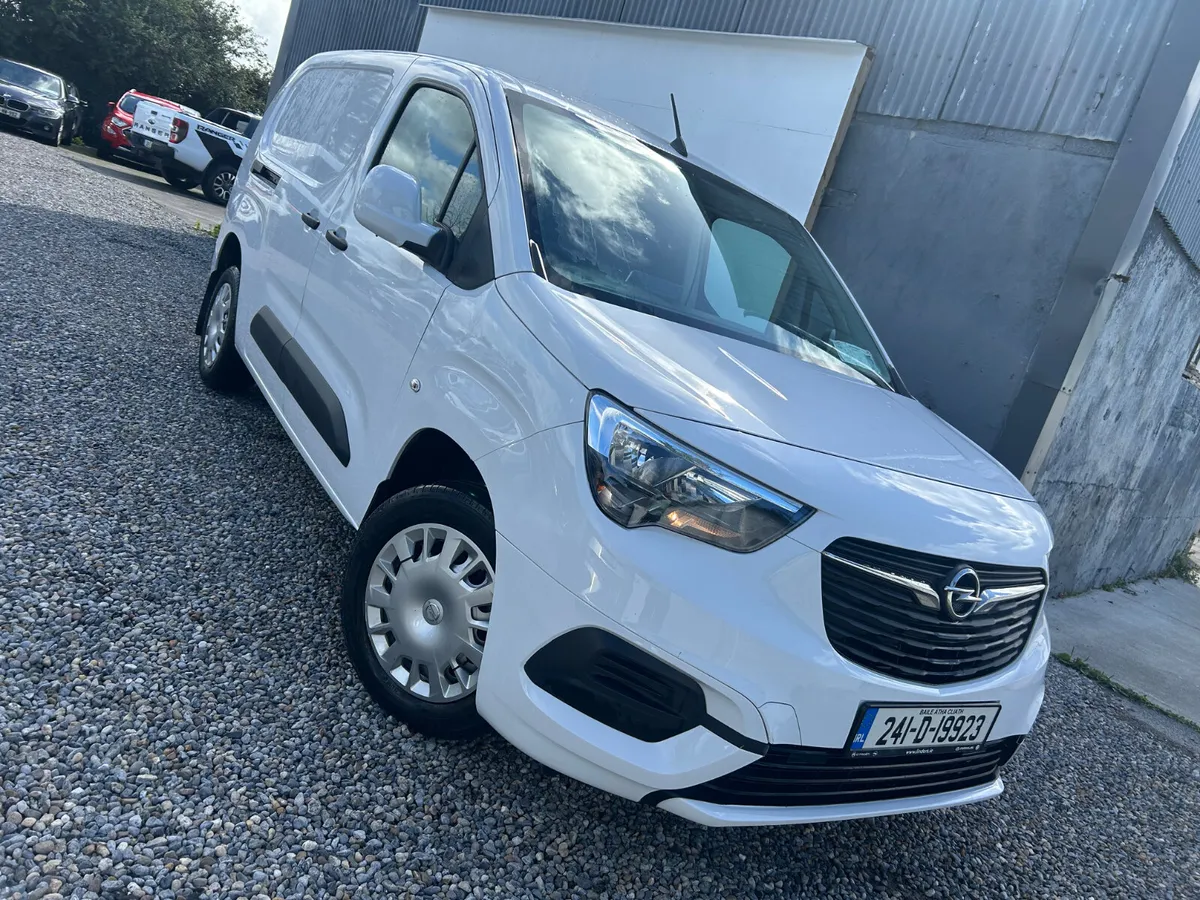Opel Combo 2024 - Image 1