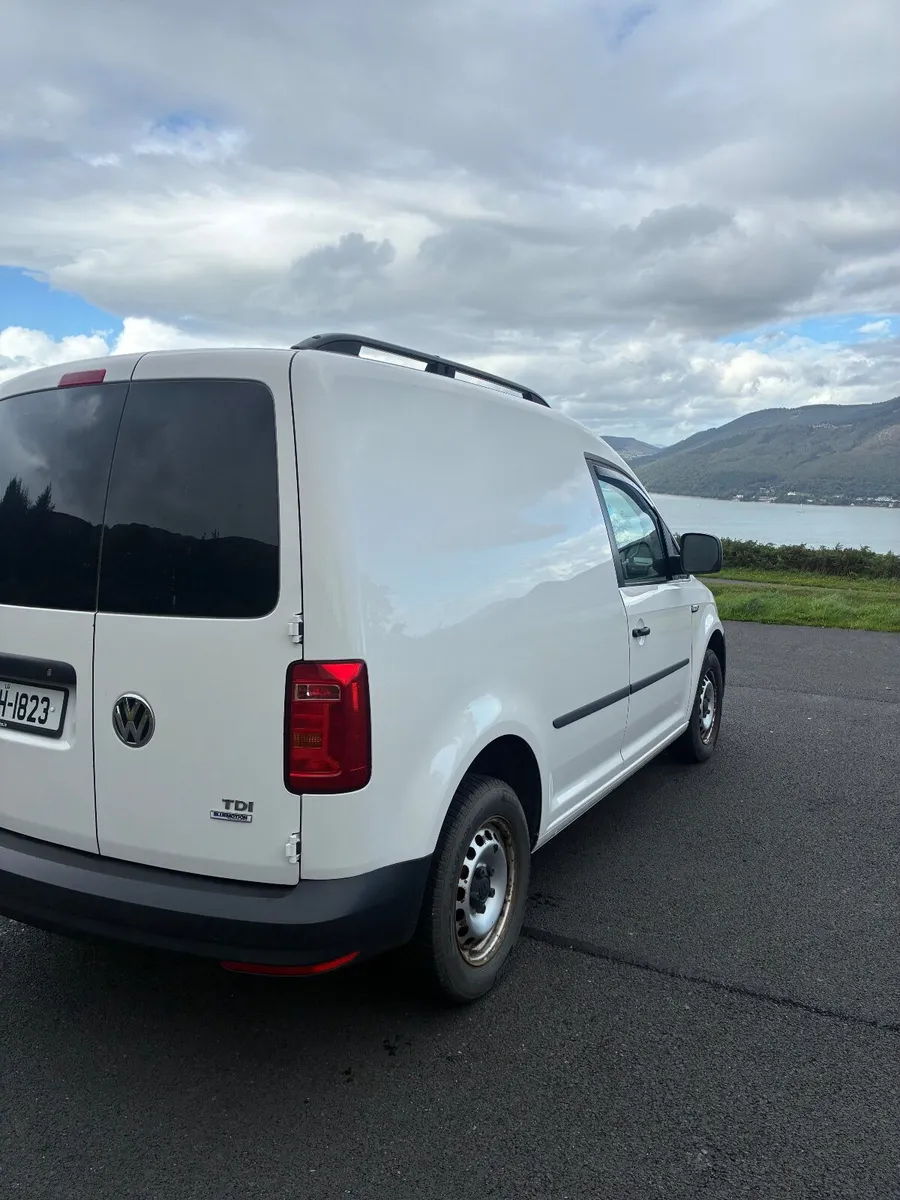 Volkswagen Caddy 2016 - Image 3